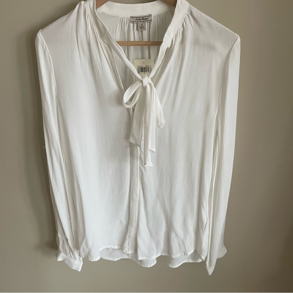 Lucky Brand white tie neck button-down long-sleeve blouse